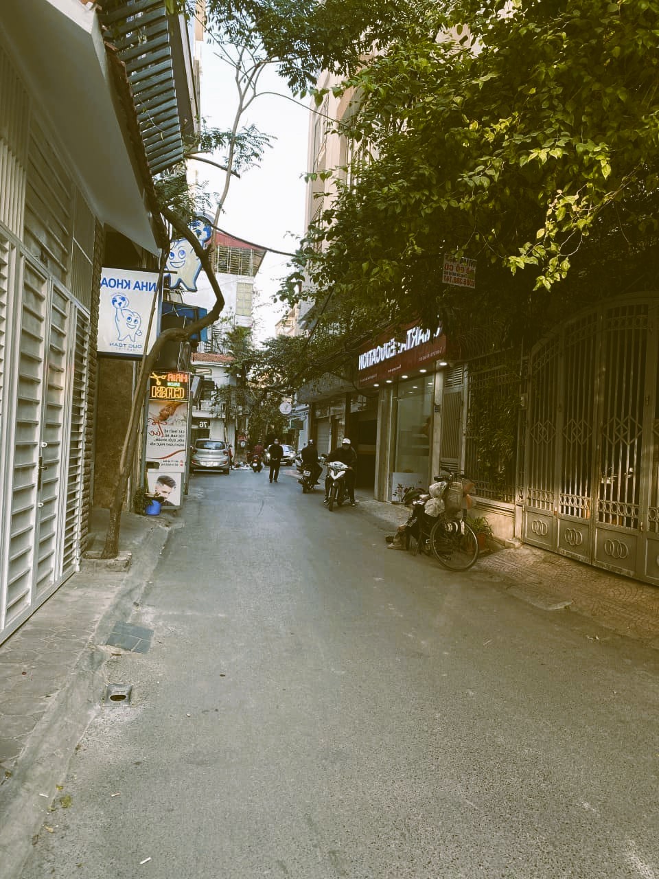 Bán nhà Hoàng Văn Thái, 79m2, 2 mặt thoáng, Giáp hồ, nhỉnh 7,5 tỷ,  LH Vinh Vui vẻ 0971.789.874 14002338