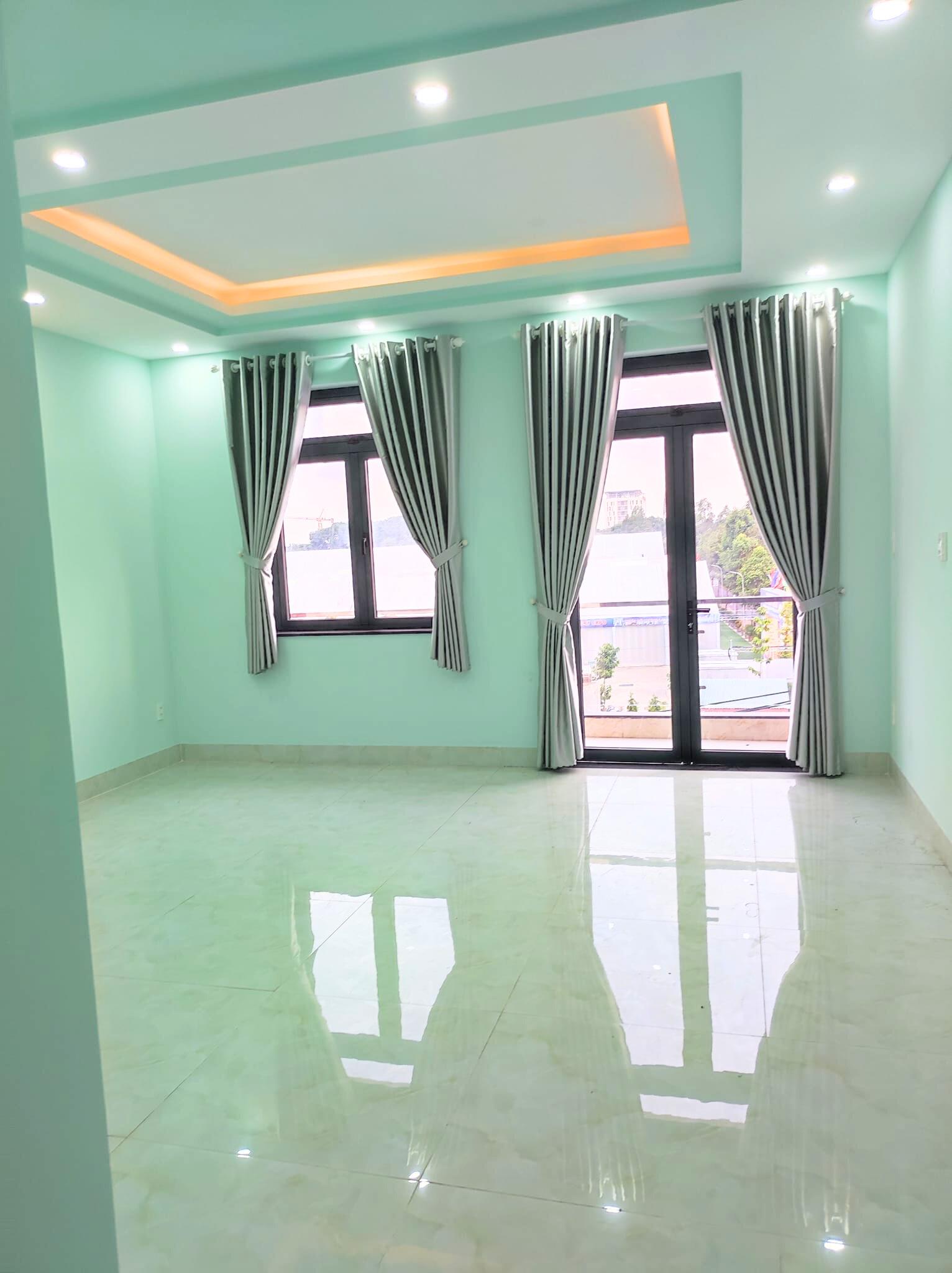 Nhà Đẹp Mới 5 Tầng Mặt Tiền Đường Thuộc Tân Chánh Hiệp Quận 12 14003149