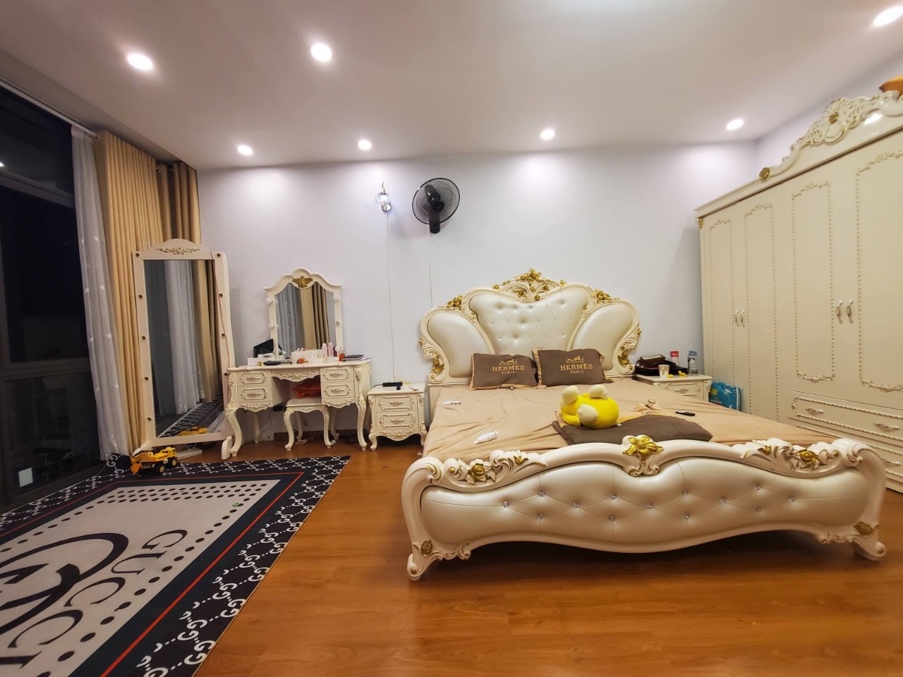 Bán nhà Mỹ Đình 42m2, ô tô, lô góc, 4 ngủ, ở luôn, nhỉnh 5 tỷ. Lh 0968672282 14003221