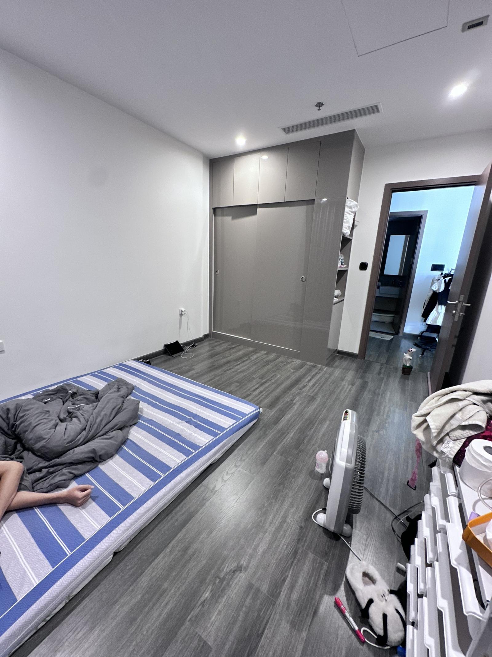 Chính chủ cần bán căn 50m2, 1N+1 toà R103 Vinhome Ocean Park, Gia Lâm 14003938