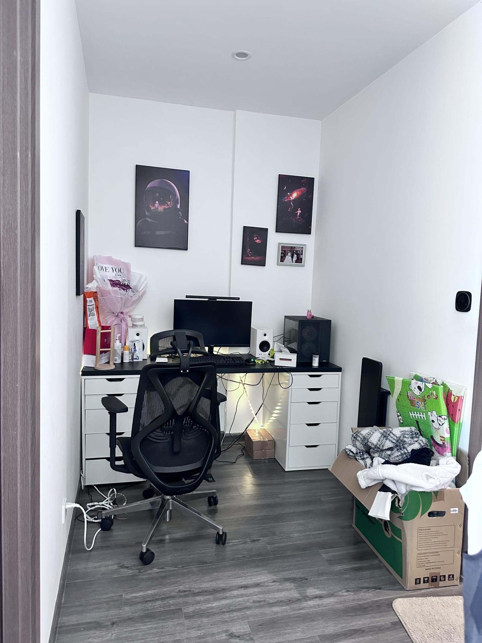 Chính chủ cần bán căn 50m2, 1N+1 toà R103 Vinhome Ocean Park, Gia Lâm 14003938