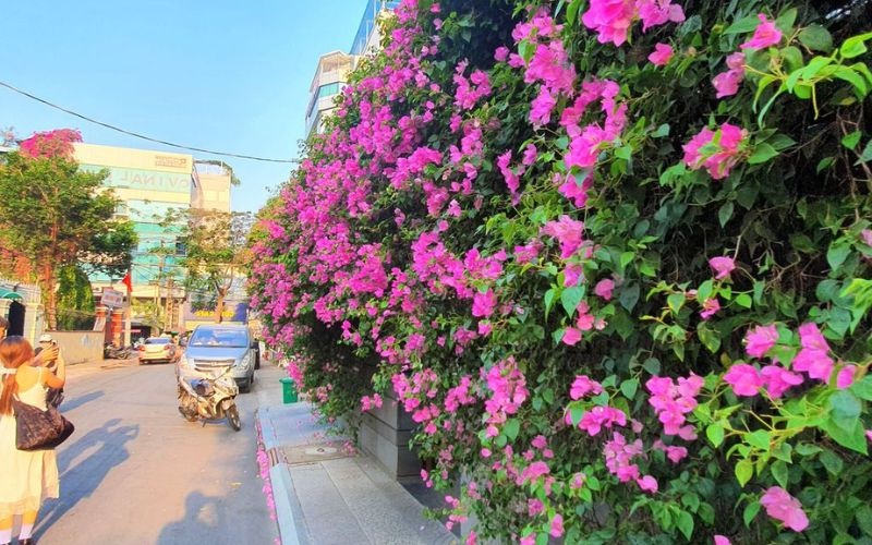 Bán nhà đường Nguyễn Ngọc Nại, 79m2, Giáp hồ, nhỉnh 7,6 tỷ,  LH Vinh Vui vẻ 0971.789.874 14004386