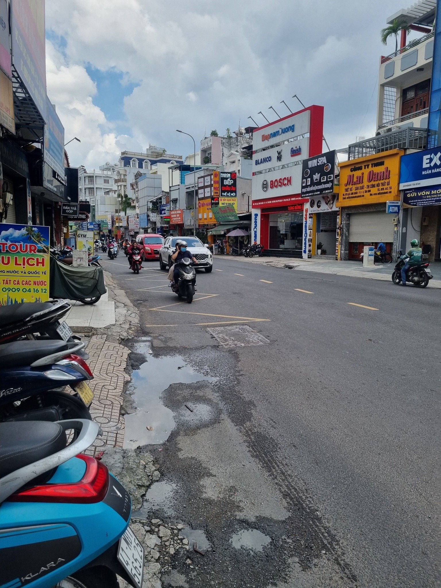 Bán nhà Mặt tiền Lạc Long Quân, ngay chợ Vải Tân Bình, DT: 4.7x27m, 3 Tầng cũ, 24.8 tỷ 14008543