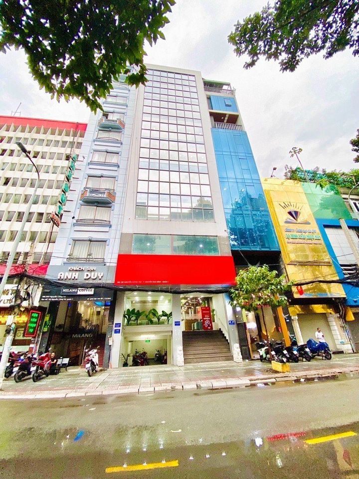 [ ĐẲNG CẤP] TÒA VP MẶT PHỐ NGUYỄN HOÀNG 110M2, 9T, HÈ ĐÁ BÓNG, KD SẦM UẤT. 14009379