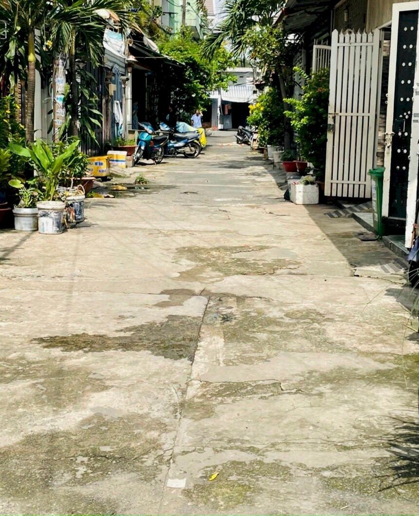 Hẻm thông Phạm Văn Bạch, 62m2, cho thuê 9 triệu/ tháng, SHR, giá chỉ hơn 3 tỷ 14012829