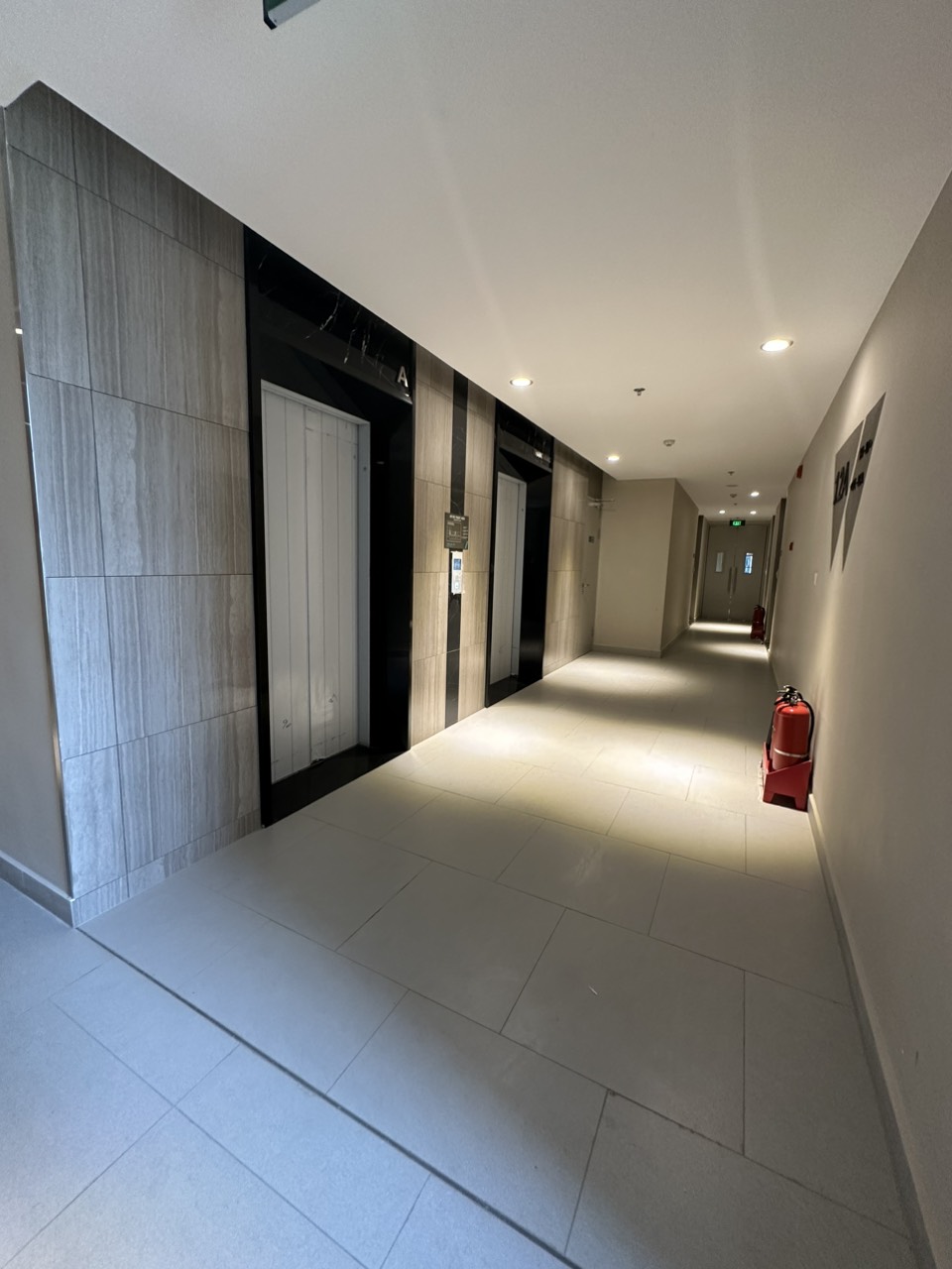 Cho thuê chung cư mới West Gate Park 59 m² - 2 PN, 2 WC chỉ 5tr/thang 14013416