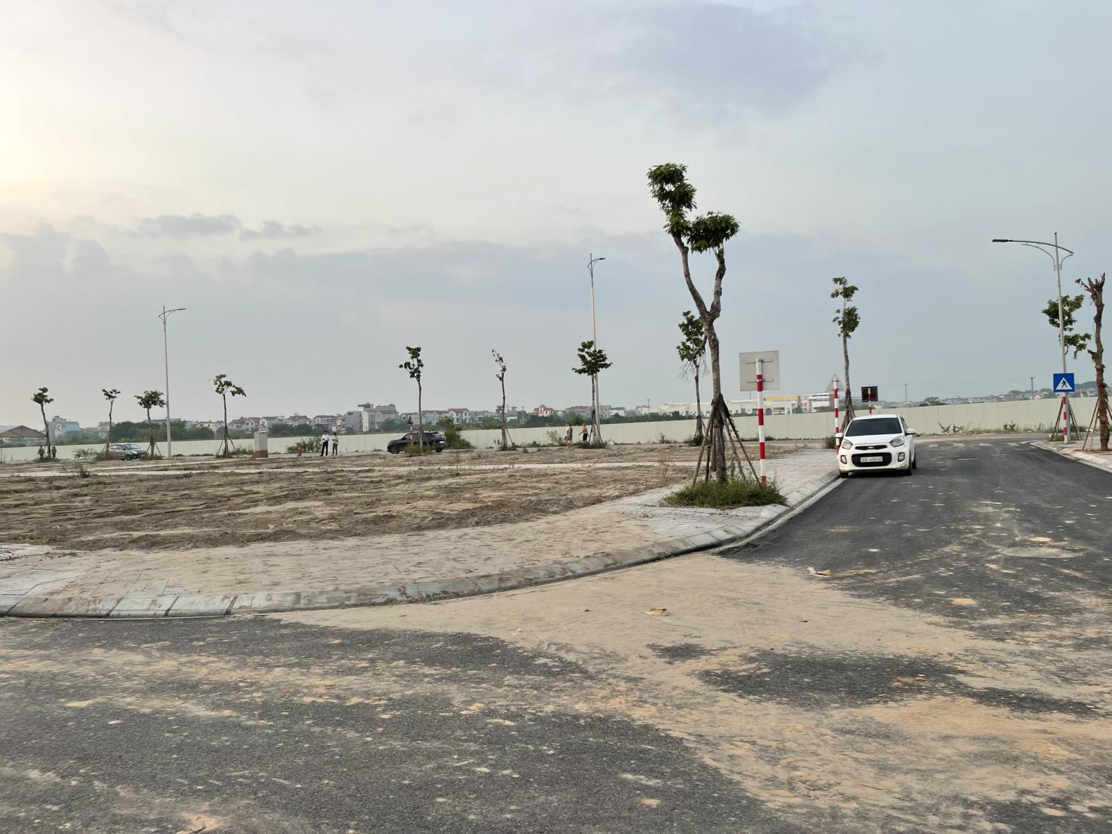 HÀNG HOT ĐẤU GIÁ TÂY BẮC LỄ PHÁP, TIÊN DƯƠNG, ĐÔNG ANH, HÀ NỘI - XỨNG ĐÁNG ĐẦU TƯ NHẤT ĐÔNG ANH .
 14016697