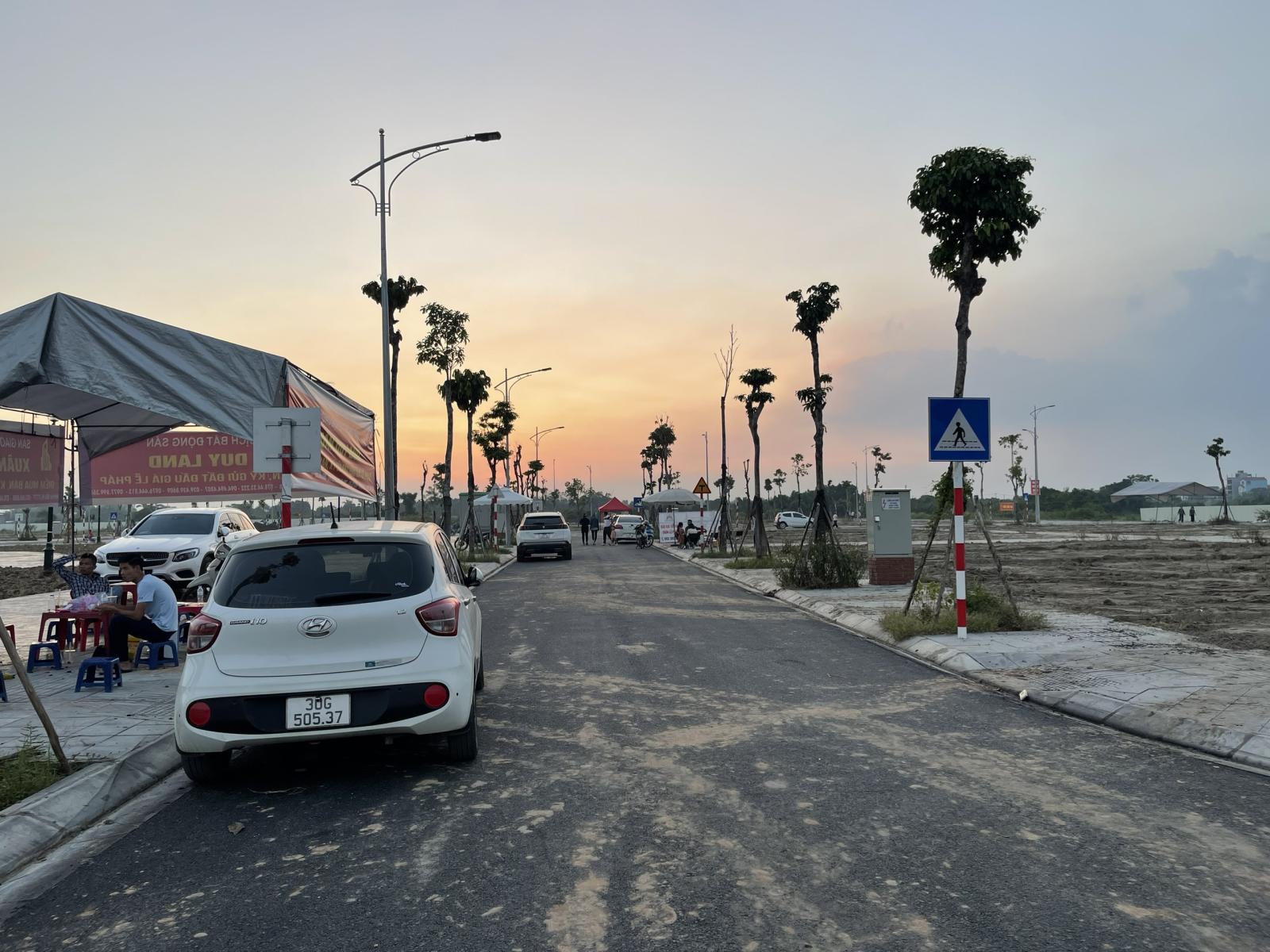 BÁN ĐẤT CHÍNH CHỦ HÓT ĐẤU GIÁ LK 1.11 LÊ PHÁP TIÊN DƯƠNG ĐÔNG ANH HÀ NÔI 14019112