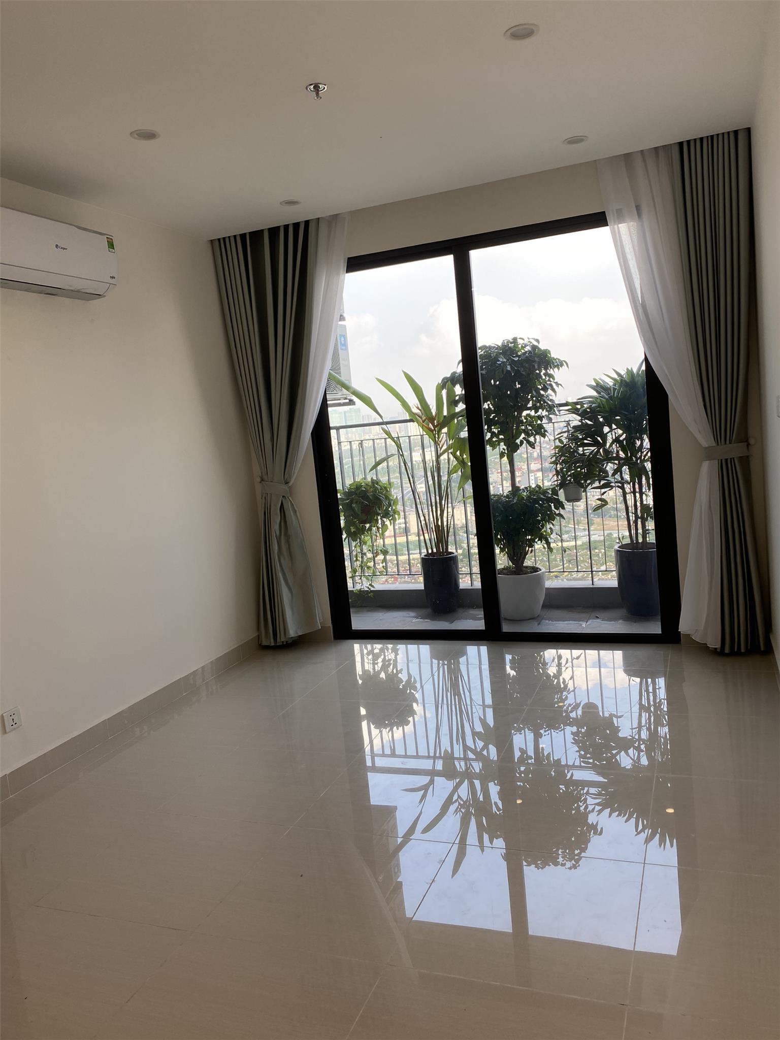 Chính chủ cho thuê 3PN 75m2 nội thất cơ bản giá chỉ 11 tr/ thg 14019121