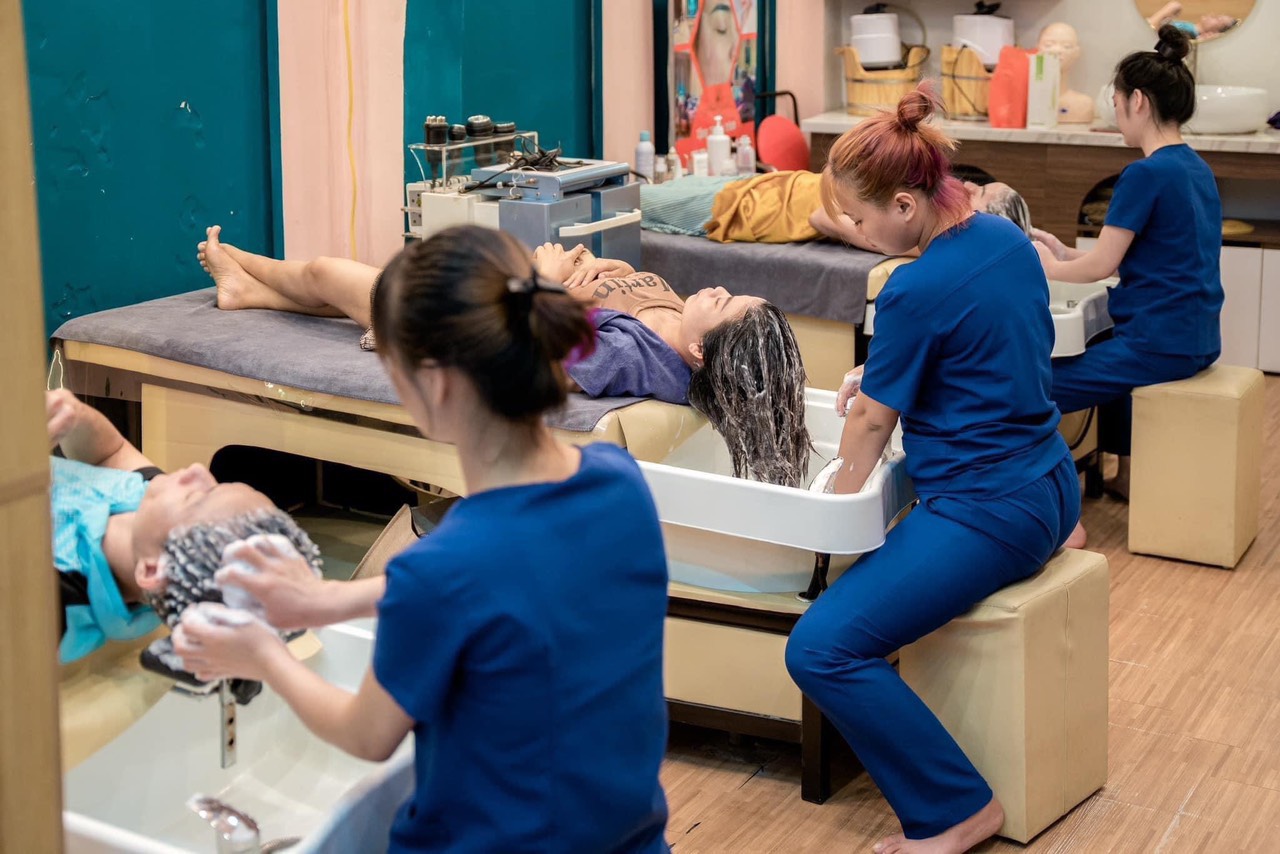 Do nâng cấp spa lớn hơn nên Cần sang nhượng toàn bộ spa Chính Kinh, Thanh Xuân, Hà Nội 14028114