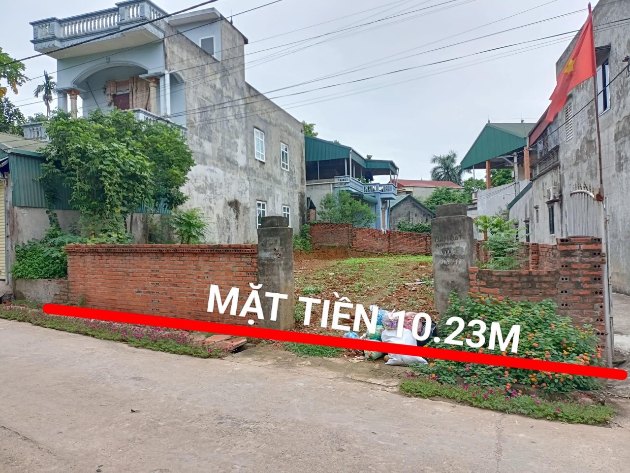 bán 213m2 mặt tiền 10m tại thôn Miễu xã Tiến Xuân, trục chính thôn giá 2x triệu/m2
 14031437