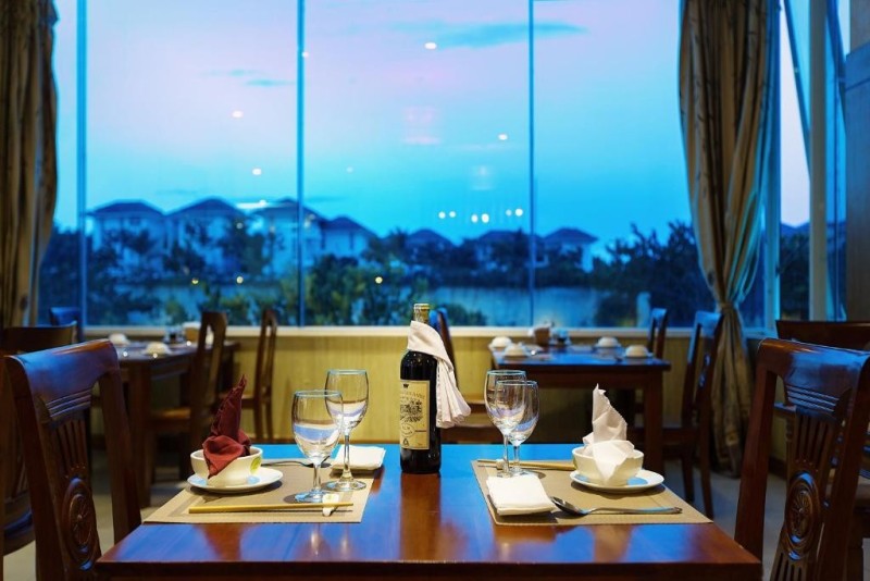 ►Khách Sạn VIEW Biển Mỹ Khê Đà Nẵng, đường Võ Nguyên Giáp, 500m2, 12 tầng 14031748