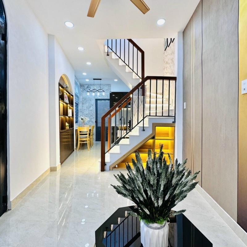 2 TỶ 550 CÓ LUÔN  CĂN NHÀ ĐẸP Ở NGAY QUANH TRUNG GÒ  VẤP CHỈ VIỆC DỌN VÀO Ở. 14033054