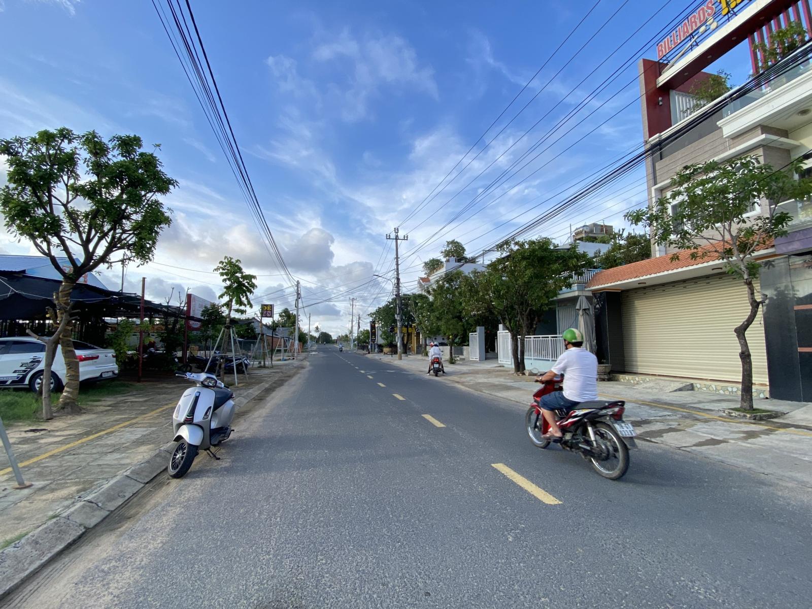 Nhà cấp 3 mới xây khu Hành chính Hoà Vinh,Đường 12m, Thị Xã Đông Hoà, Phú Yên 14035850