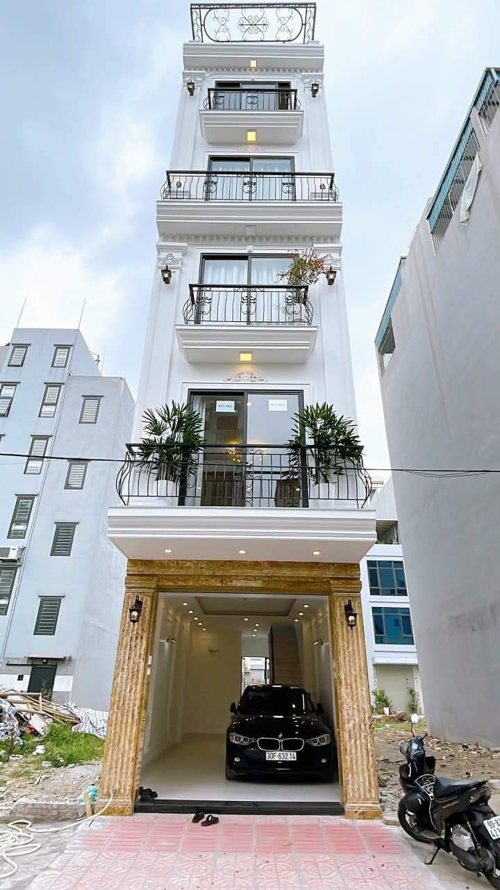 Cho thuê nhà Ngọc Thuỵ 50m, 6 tầng thang máy, 3 ngủ, nhà mới giá 16tr. 14036484