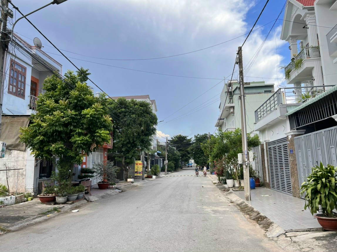 Bán nhanh lô đất thổ cư, khu vực dân cue đông đúc. 14058885