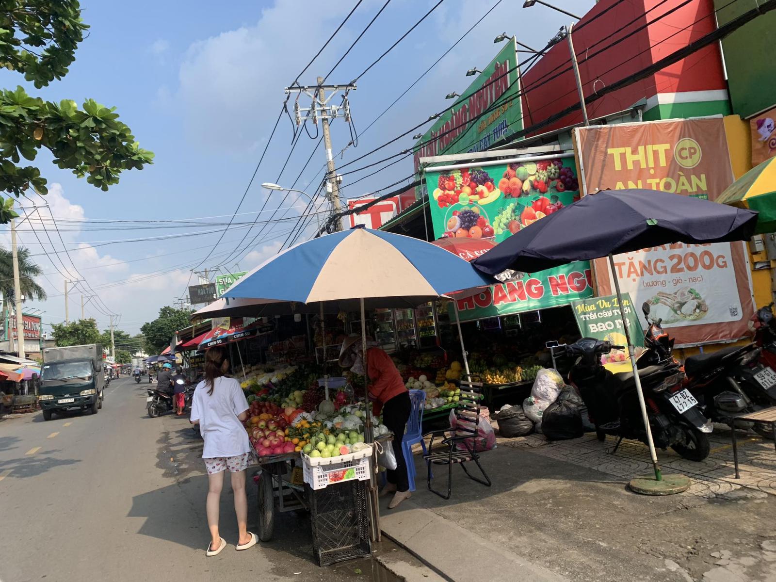 Bán nhà mặt tiền chợ Bùi Văn Ngữ, ra đường Nguyễn Ảnh Thủ và Tô Ký, buôn bán sầm uất 14069543