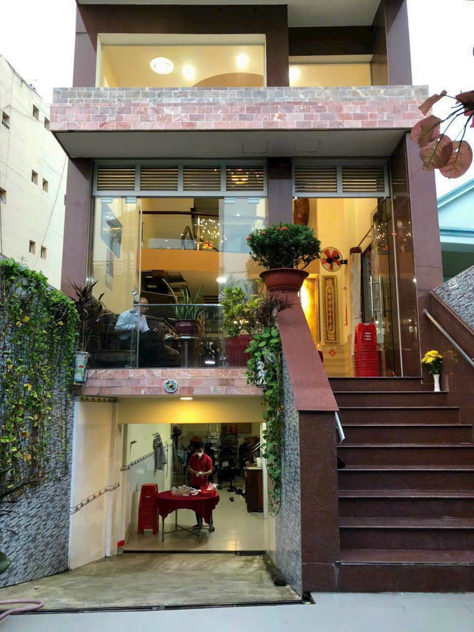 Bán nhà 5 tầng, có tầng Hầm, hẻm 6m, P. Linh Đông, dt 85m2 giá 10,5 tỷ 14071005