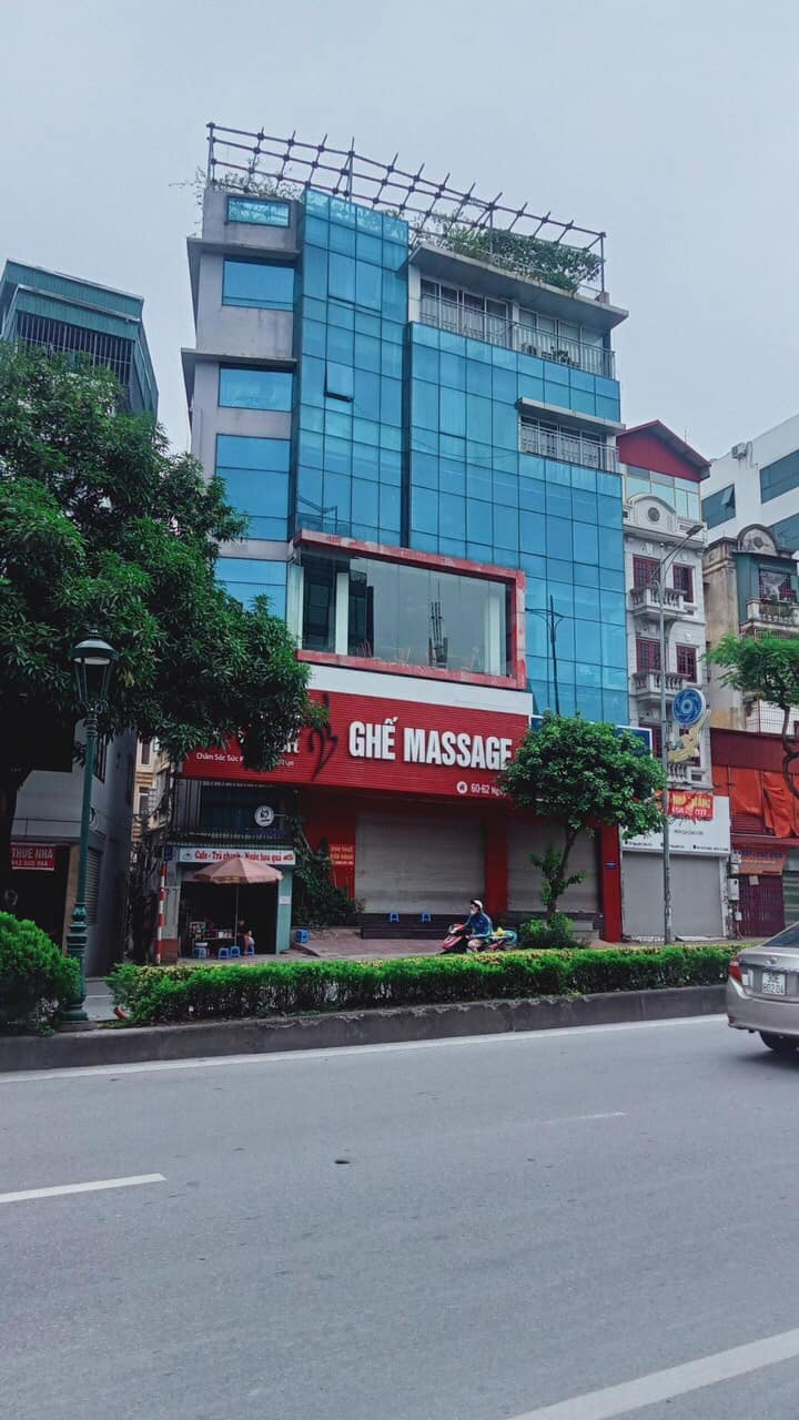 Bán Tòa nhà kinh doanh văn phòng 150m2 mặt phố Nguyễn Văn Cừ 10 tằng thang máy dòng tiền 200tr/th 14072273