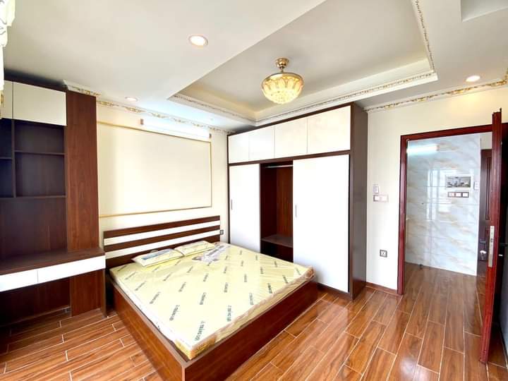 LONG BIÊN, TÒA NHÀ VĂN PHÒNG, CĂN HỘ CHO THUÊ, 160M² *7 TẦNG THANG MÁY, MT SIÊU RỘNG 11M, NHỈNH 20 TỶ. CHỦ THIỆN CHÍ BÁN, LH 0364732123 MS NHUNG_BĐS  14076101