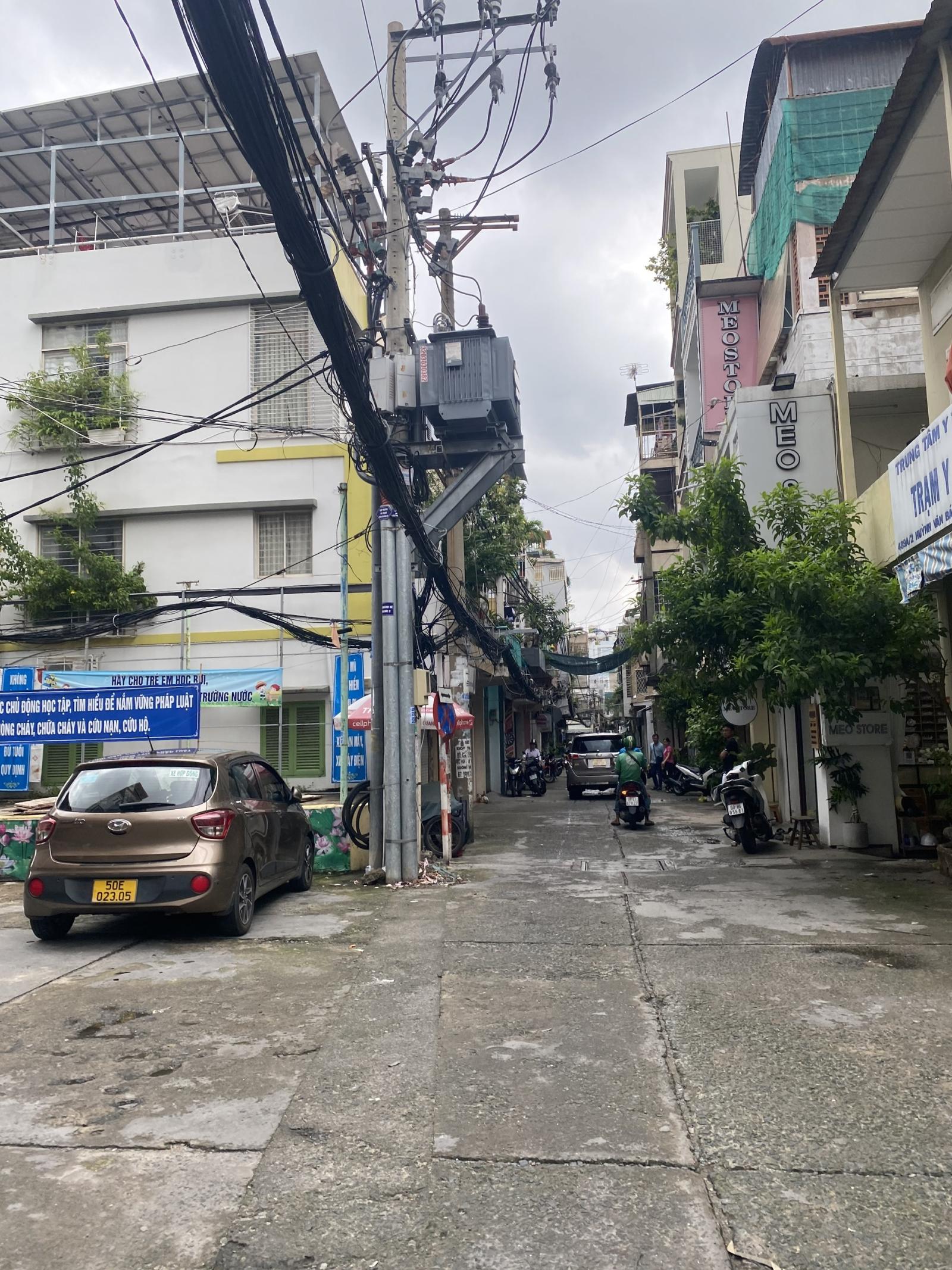 PHÚ NHUẬN - NHÀ MỚI ĐẸP HẺM XE HƠI THÔNG - KHU PHÂN LÔ 14082871