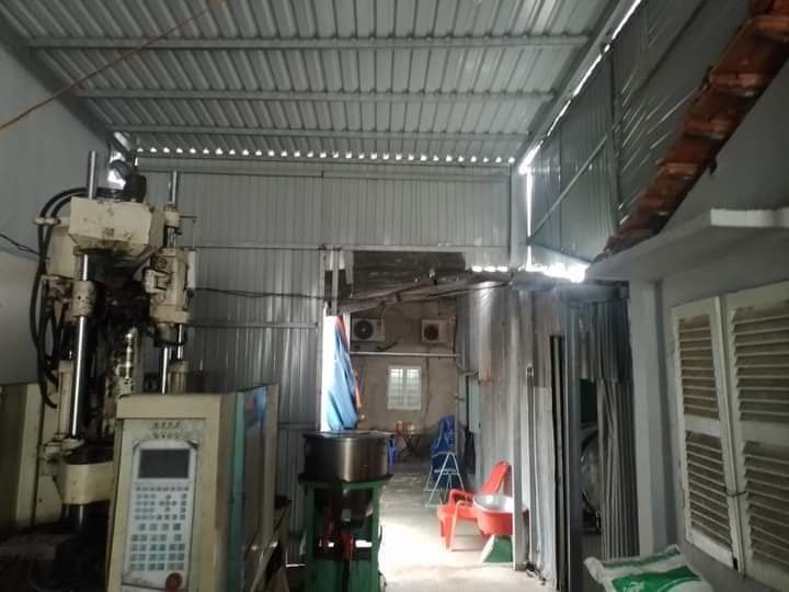 Cần bán gấp nhà rộng, giá rẻ + Nhà XƯỞNG , sx 14088510