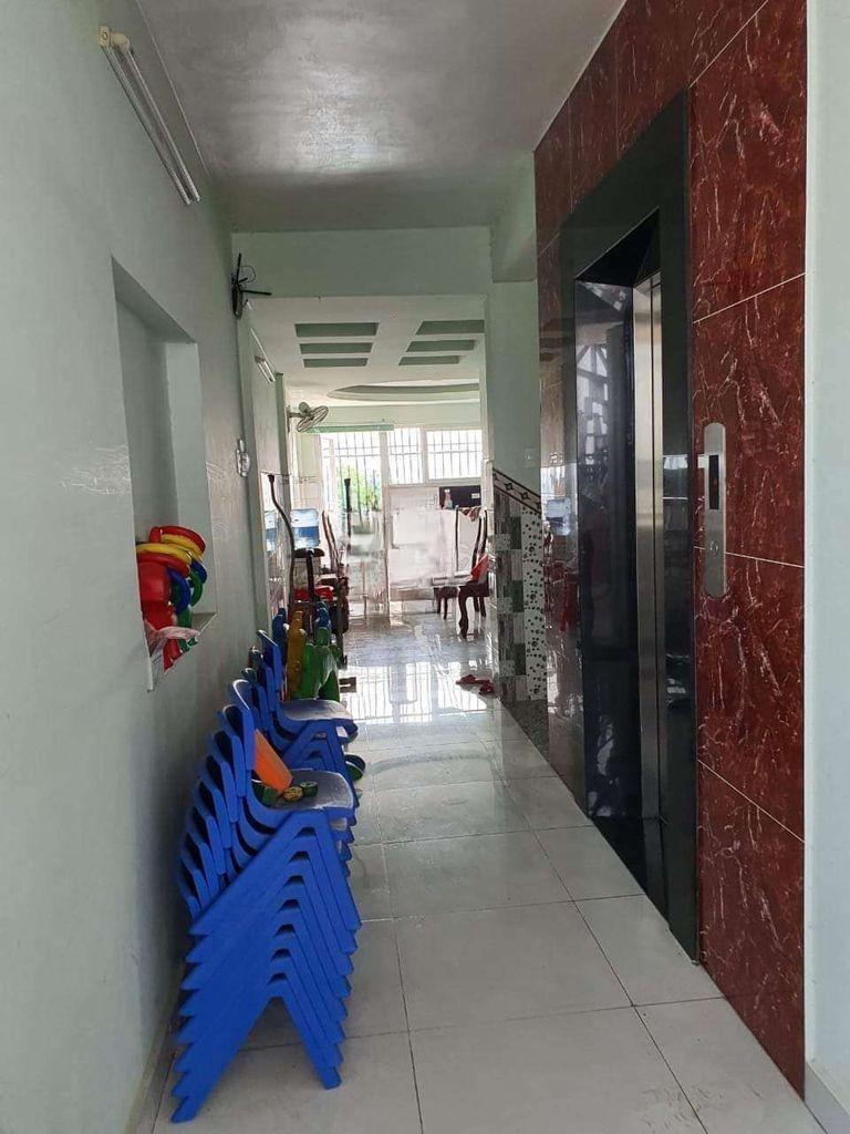 Tòa nhà 6 tầng DT 250 m2 x 6 x 40 mặt tiền Nguyễn Thị Đặng, sàn 1000m2, ngay chợ 21,4 tỷ 14101660