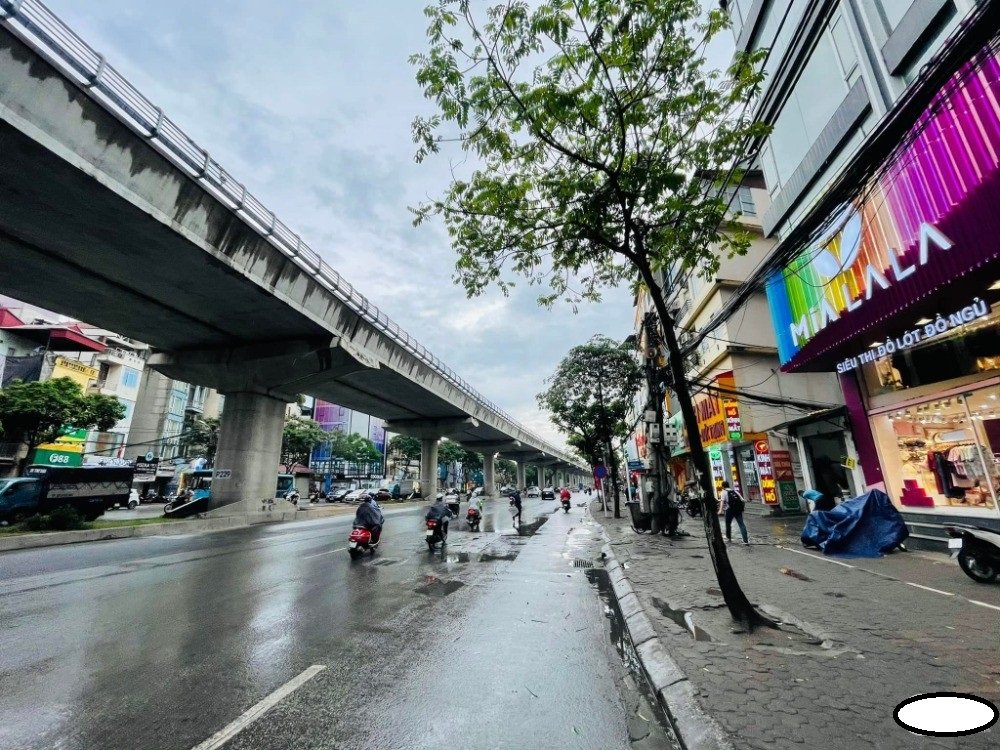 Bán gấp nhà Mặt phố Hồ Tùng Mậu - DT 70m2 x5T, chỉ hơn 200Tr/m2 - Kinh doanh 2 mặt trước sau 14114039