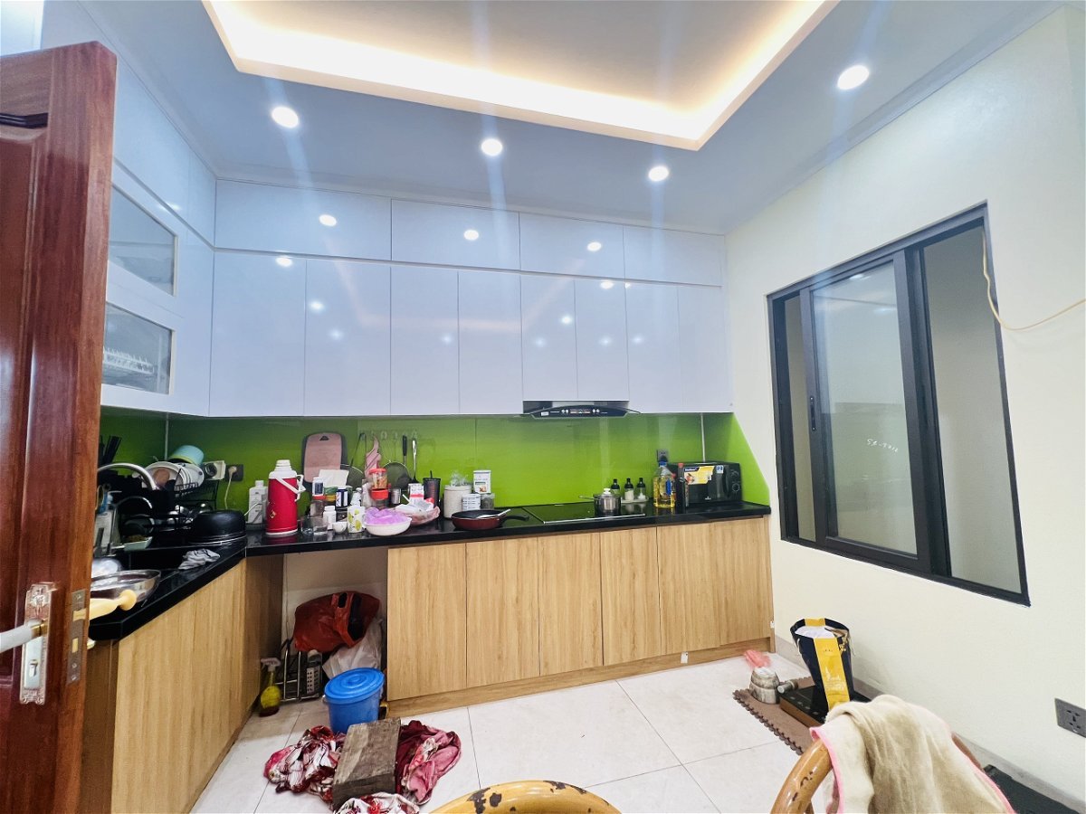 Bán Nhà Phố An Dương Vương Quận Tây Hồ. 94m Xây 6 Tầng Mặt Tiền 5m Nhỉnh 15 Tỷ. Cam Kết Ảnh Thật Mô 14118316