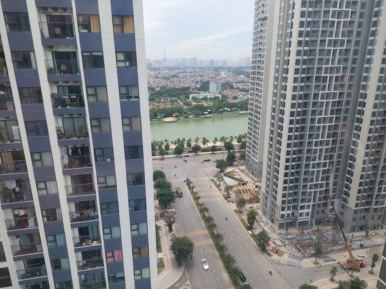 CHO THUÊ - CĂN HỘ 2 + 1 NGỦ - IMPERIA I5 SMART CITY - TẦNG TRUNG - BAN CÔNG ĐÔNG NAM - 14120332