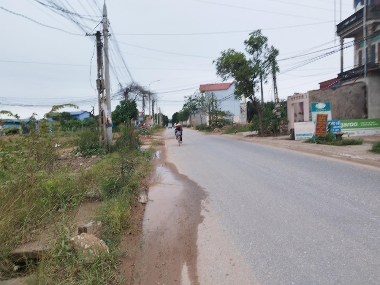 (CỰC HIẾM) Lô đất duy nhất có ki ốt đang kinh doanh ngay gần ngã tư vành đai V trên mặt đường Lí 14120375