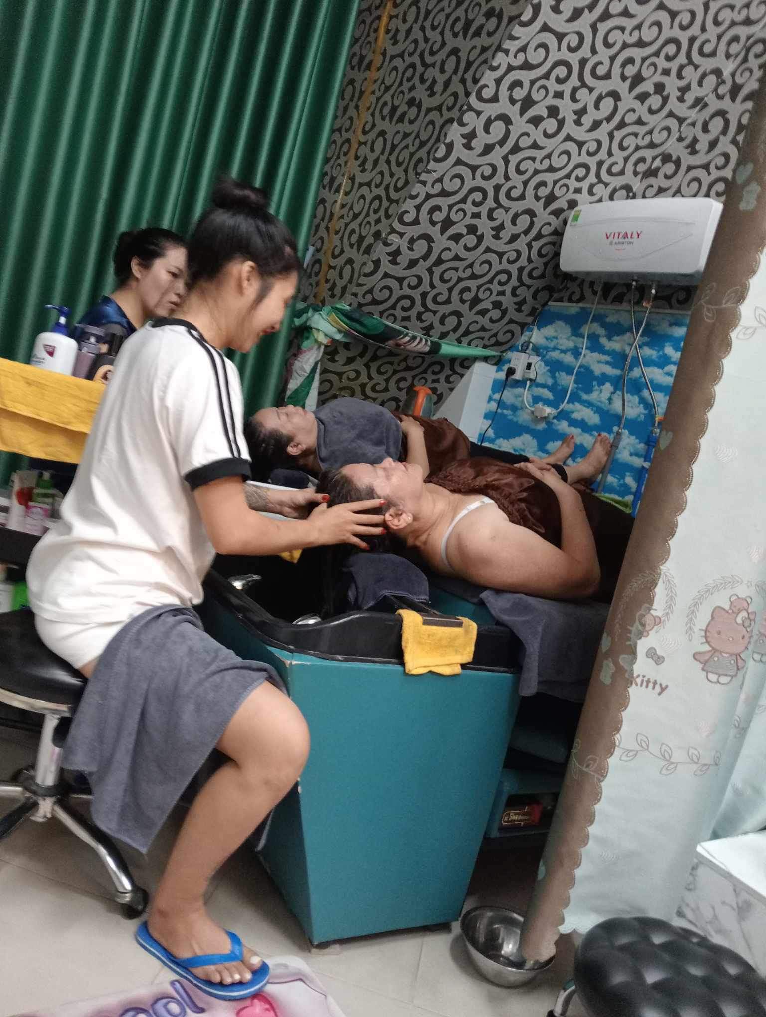 SANG TIỆM NAIL QUẬN 4 ĐỊA CHỈ: 49b xóm chiếu, phường 18, quận 4 14127605