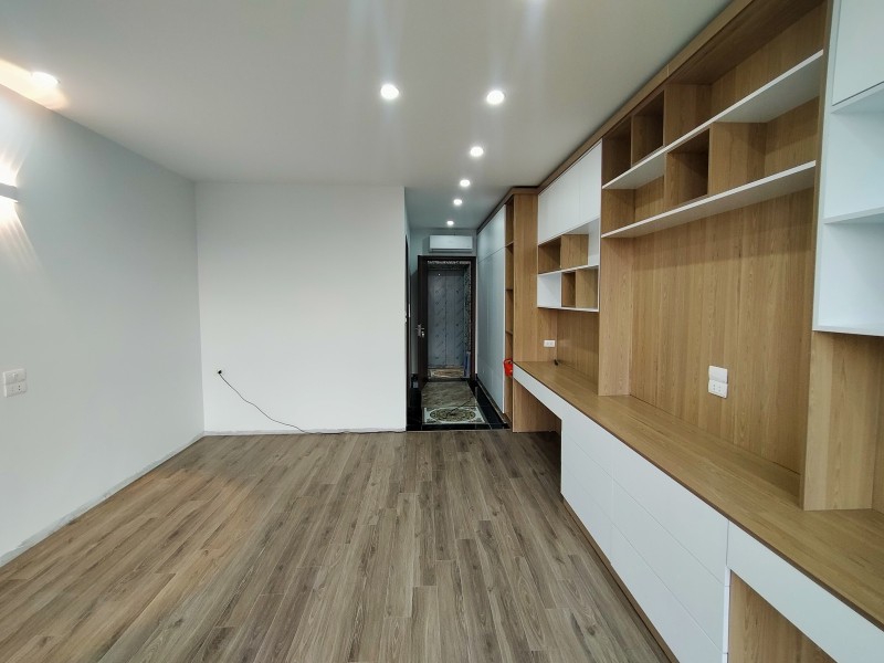 NGÔ GIA TỰ - NHÀ ĐẸP MỚI, 6 TẦNG - THANG MÁY - FULL NỘI THẤT ĐẸP - 2 MẶT NGÕ - VỈA HÈ MÊNH MÔNG ĐÁ 14138469