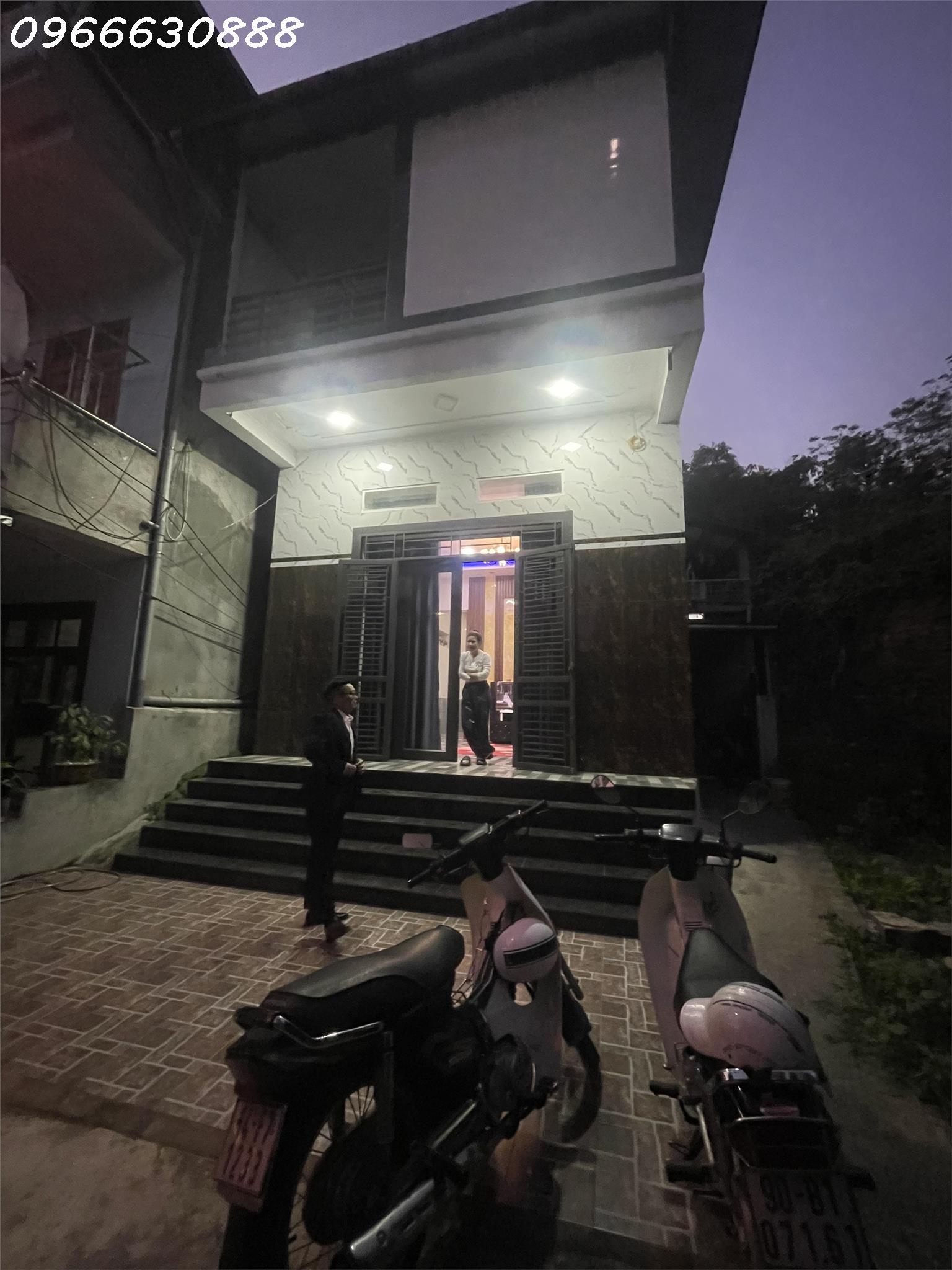 Chỉ 1.8xx triệu có ngay căn nhà 2 tầng tại tổ 26, Phường Minh Xuân, TP Tuyên Quang! 14140198