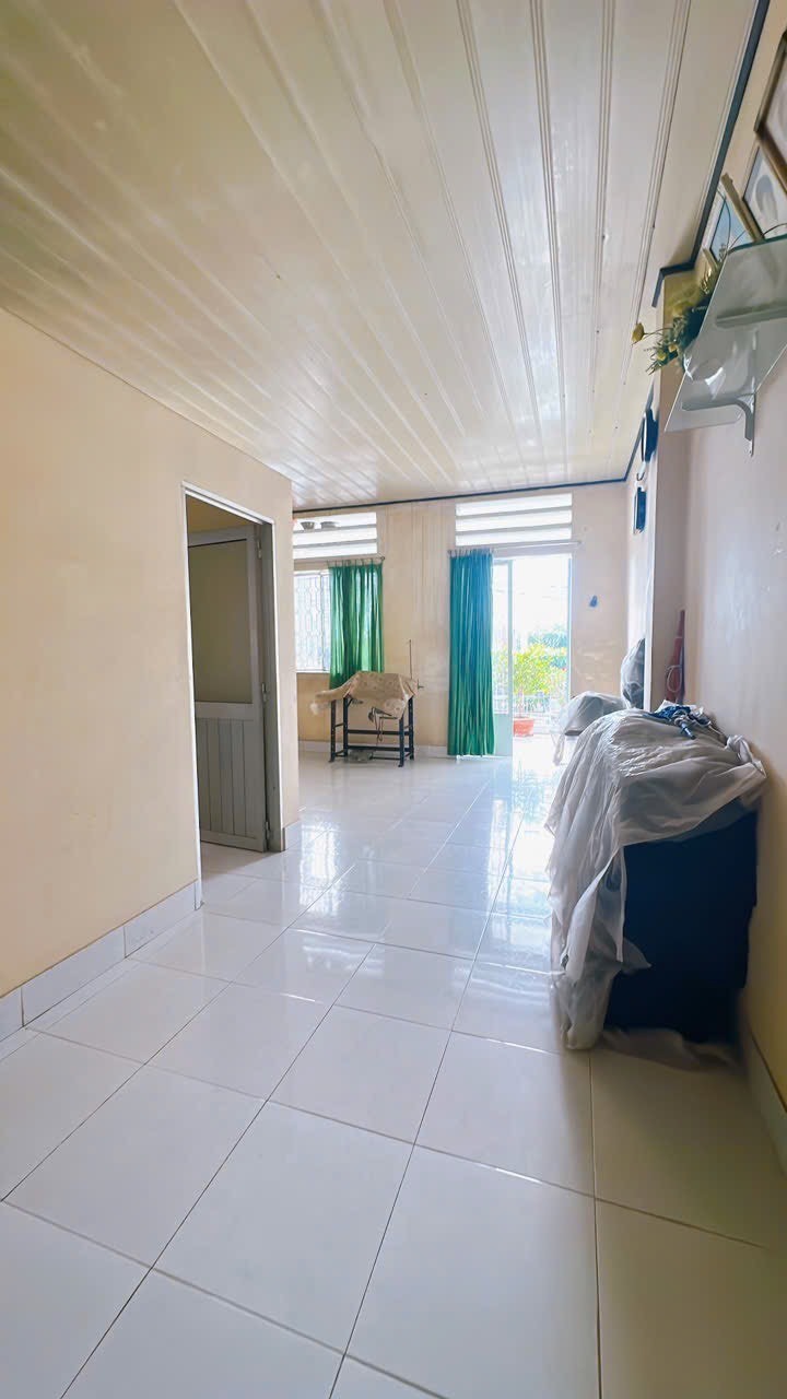 Bán nhà Mặt tiền Quang Trung ngay Phan Huy Ích, DT: 5x36m, Cấp 4 tiện xây , giá 21.5 tỷ 14159068