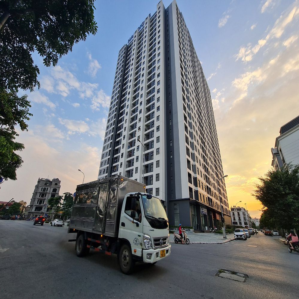 Shophouse Thuận An Central Lake, bên cạnh ủy ban Quận Gia Lâm. 375m2 sàn. Mt 6m. View hồ. Lh 14163950