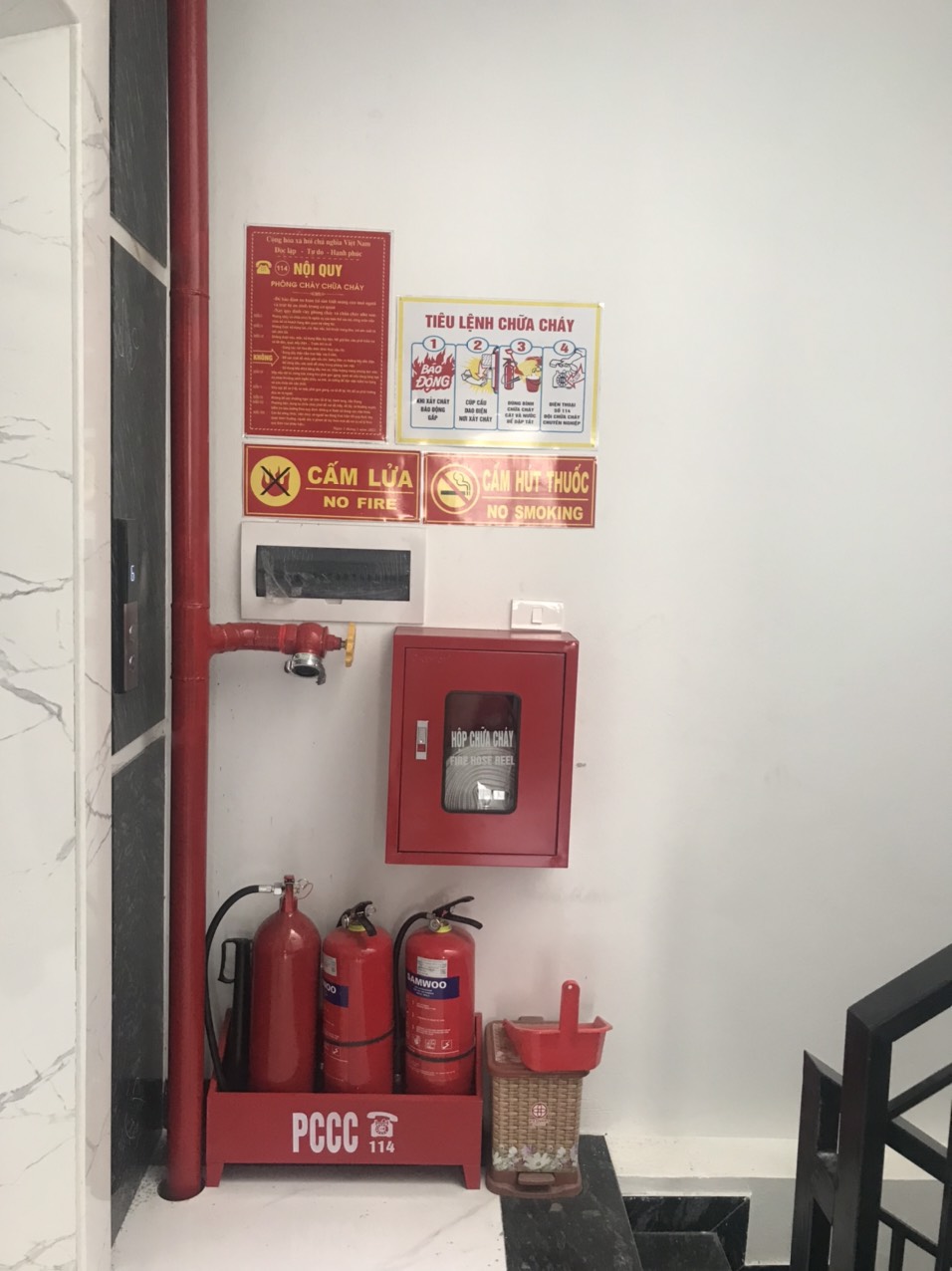 CHÍNH CHỦ CHO THUÊ 3 SÀN Ở 140 NGUYỄN NGỌC NẠI, KHƯƠNG MAI, THANH XUÂN, HÀ NỘI 14172105