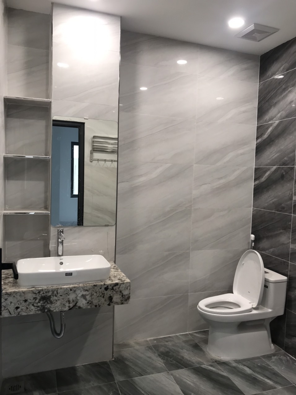 CHÍNH CHỦ CHO THUÊ 3 SÀN Ở 140 NGUYỄN NGỌC NẠI, KHƯƠNG MAI, THANH XUÂN, HÀ NỘI 14172105