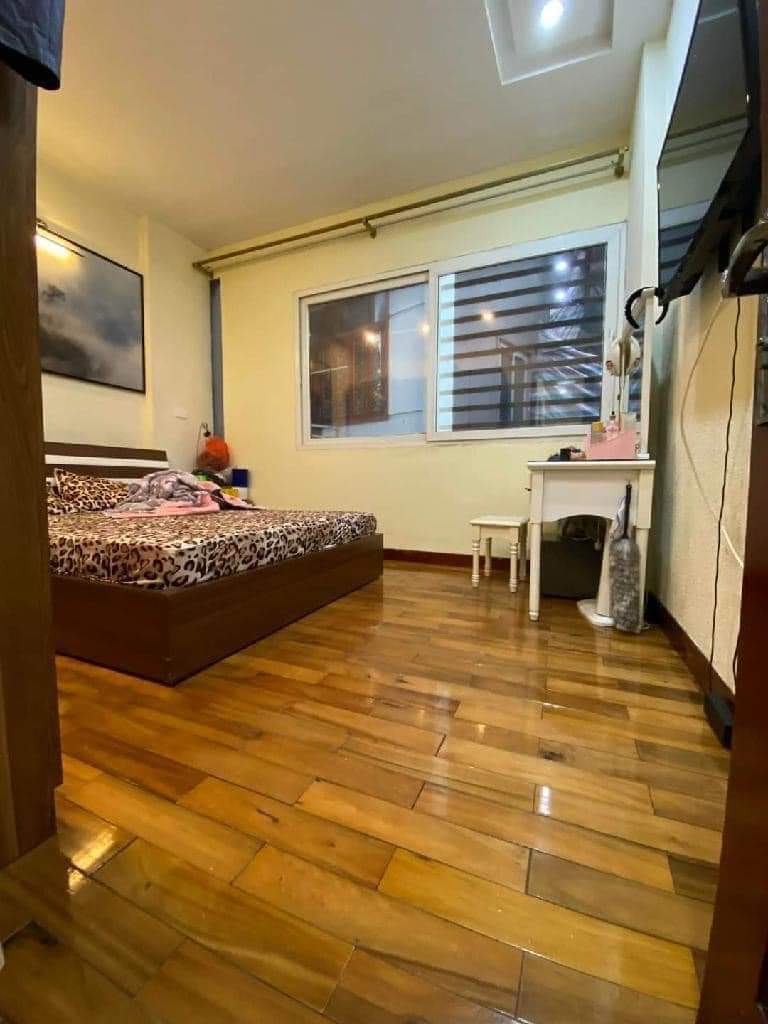 Bán nhà Đại La 32m xây 5 tầng mới xe con lùi cửa nhà vuông cách phố 20m giá 4 tỷ 14172398