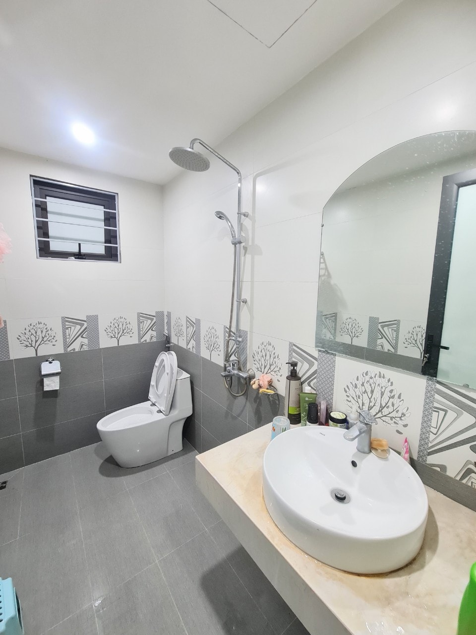 MỘT CĂN DUY NHẤT PHỐ ĐẶNG VĂN NGỮ, ĐỐNG ĐA 42M, 5T, MT 6M. LÔ GÓC, OTO ĐỖ, NHỈNH 6 TỶ. 0937651883. 14179460