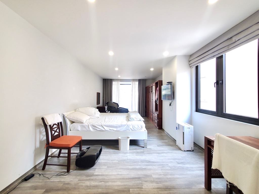 HOA HẬU NGUYỄN SƠN 90M 4T MT4M, LÔ GÓC, NỞ HẬU, GARA, Ô TÔ TRÁNH, NỘI THẤT XỊN SÒ.
 14185186