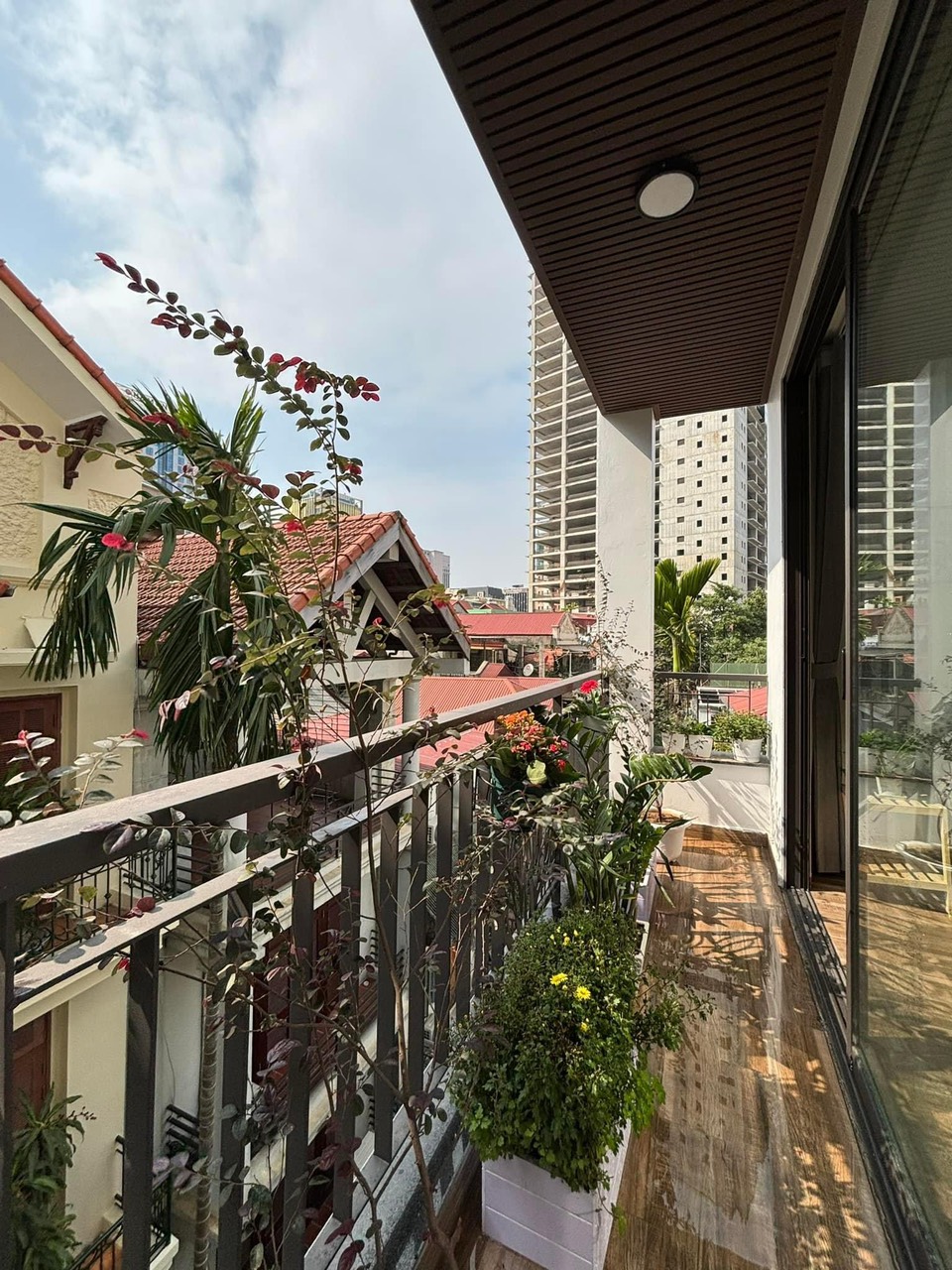 Cho thuê căn hộ CCMN mới tinh La Thành, Đống Đa. 14189104