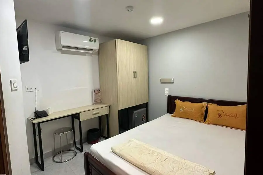 Vị Trí Đắc Địa: Khám phá lợi thế vị trí đắc địa của khách sạn 483 Âu Cơ, Tân Phú. 14191773