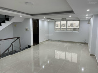 Cho thuê nhà phố kinh doanh Hưng Gia Phú Mỹ Hưng. DT: 111m2, Trệt, lửng, 3 lầu. Giá 49tr 14195046