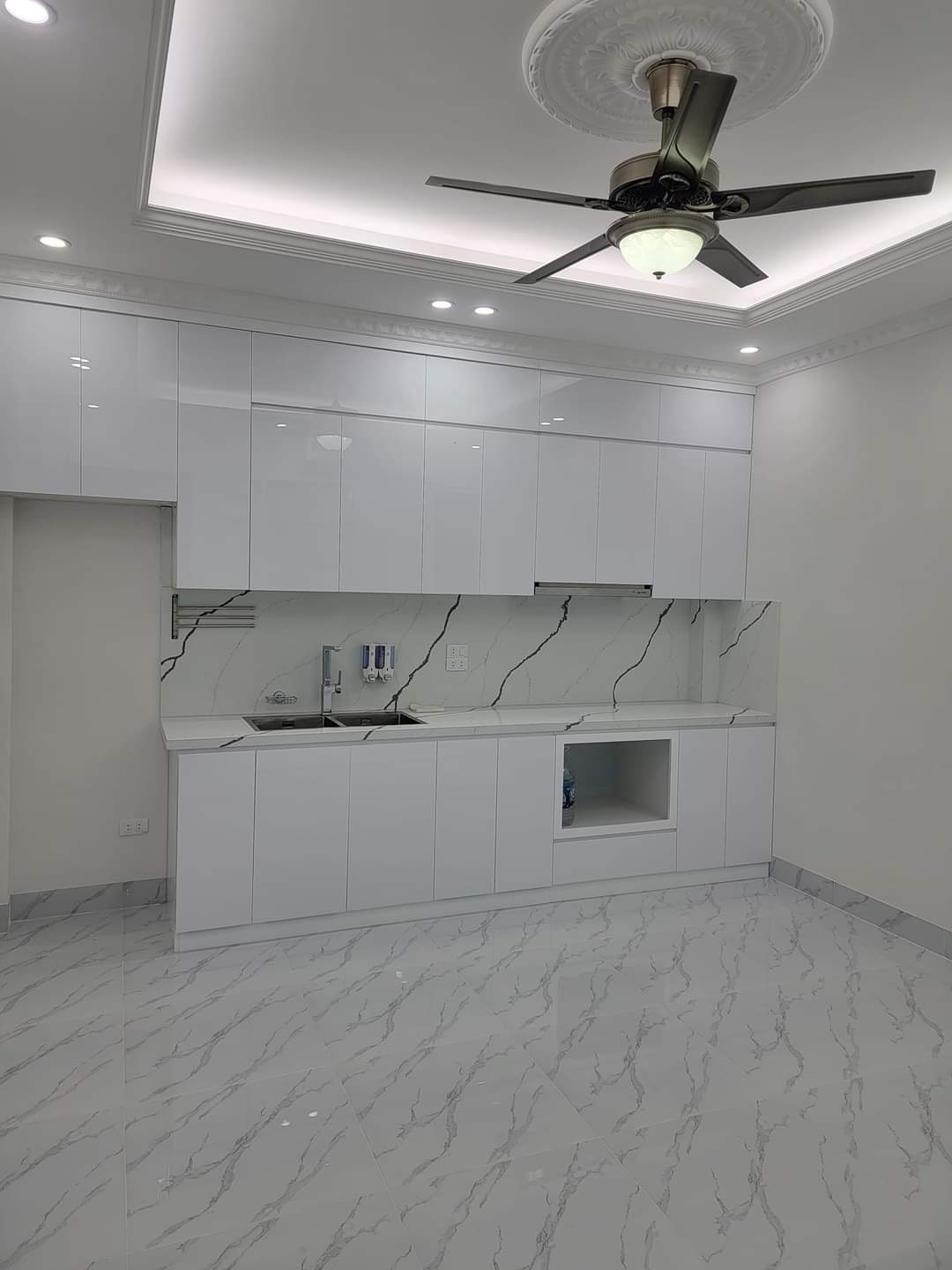 CHÍNH CHỦ BÁN GẤP NHÀ PL TRẦN QUỐC HOÀN CẦU GIẤY NGÕ THÔNG Ô TÔ >16 TỶ 61M 6T 14196086