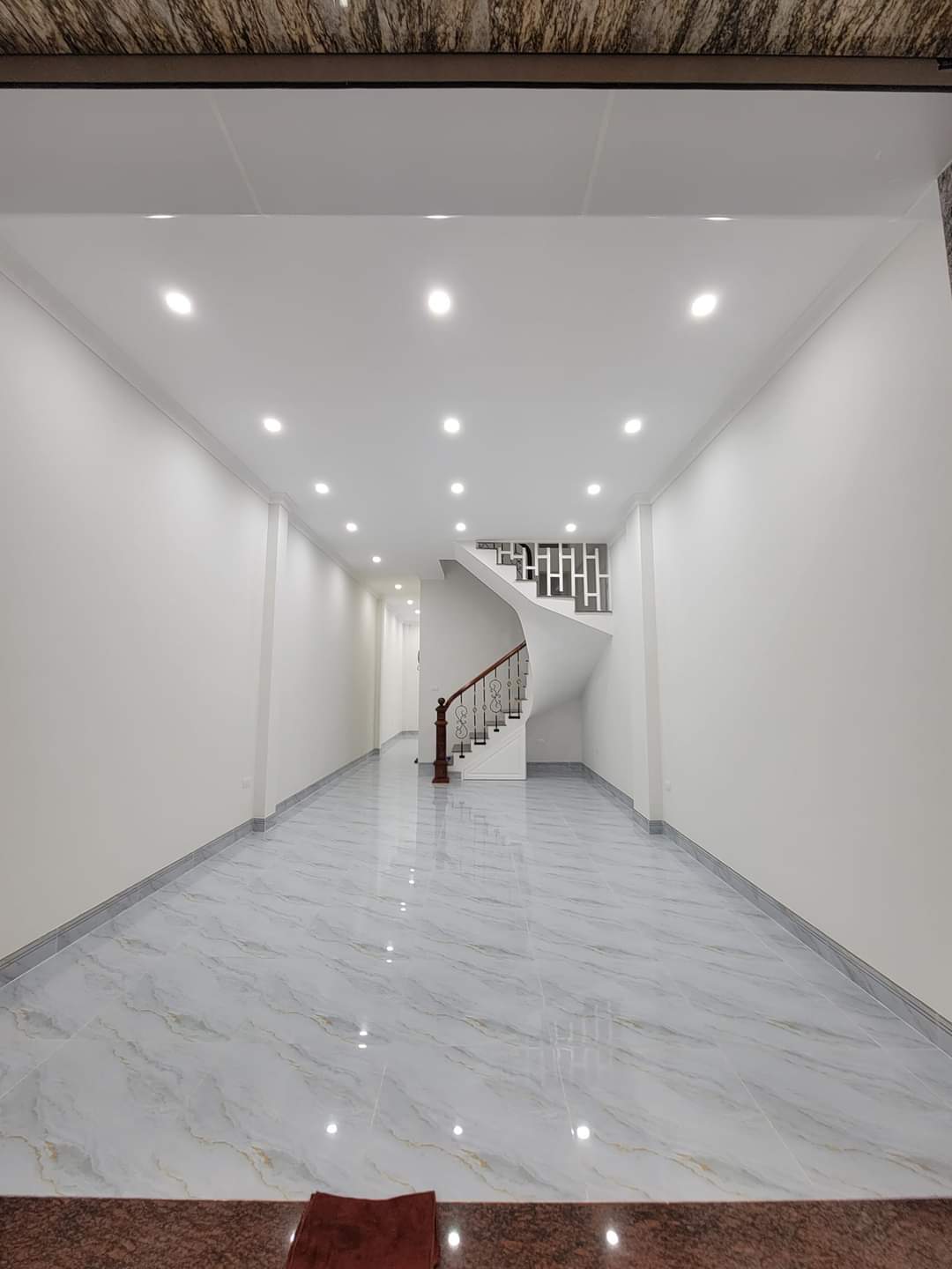 CHÍNH CHỦ BÁN GẤP NHÀ PL TRẦN QUỐC HOÀN CẦU GIẤY NGÕ THÔNG Ô TÔ >16 TỶ 61M 6T 14196086