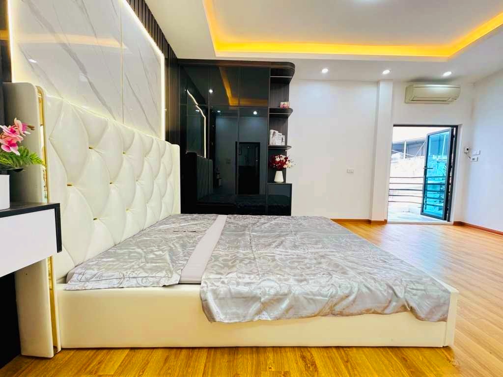 💥 CỰC HIẾM MINH KHAI - HAI BÀ TRƯNG - Ô TÔ ĐỖ CỬA - FULL NỘI THẤT - 33M2 - 4T 👉 14202328