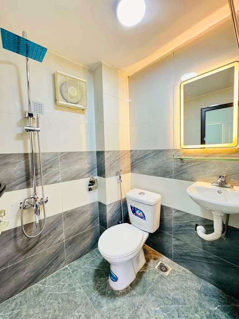 💥 CỰC HIẾM MINH KHAI - HAI BÀ TRƯNG - Ô TÔ ĐỖ CỬA - FULL NỘI THẤT - 33M2 - 4T 👉 14202328