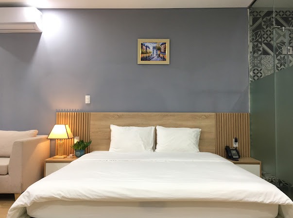 Bán toà căn hộ MT Trần Hưng Đạo,An Hải Bắc,105m2,9CH,8tâng,thang máy.Giá chỉ 20.5 tỷ 14203853