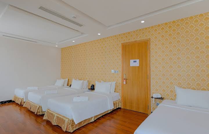 Gấp bán khách sạn MT Đỗ Bá, MỸ AN, 180m2,45phòng, 11tầng, bể bơi,Giá chỉ 65 tỷ TLCC. 14203950